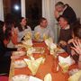 Allir að borða foie gras og ostrur
