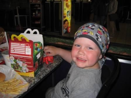 Emil a bora  McDonalds  skalandi