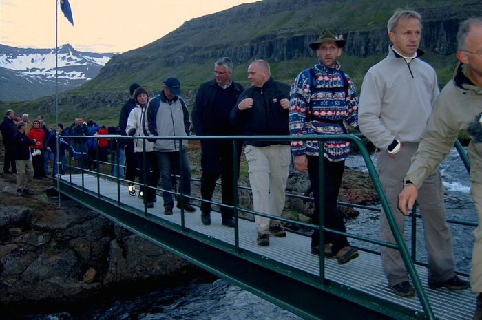 Vgsla gngubrar  Vestdal