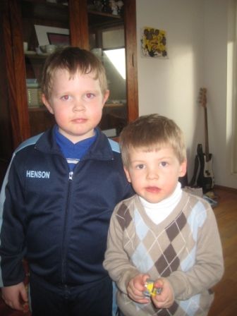 Emil og Hreiar... fddir 15 og 16 jan 2004