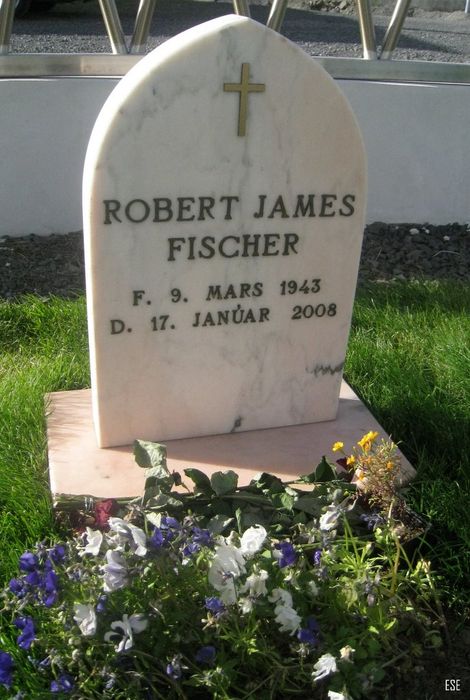 BOBBY FISCHERS RESTING PLACE 9