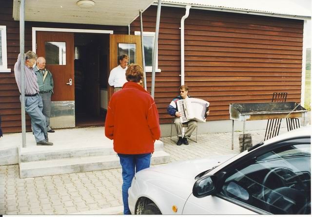 18.Alli enur nikkuna.
