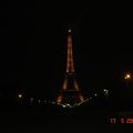 Eiffel turnin að kvöldlagi