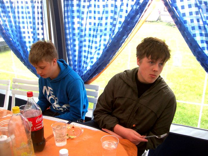 Aron og Andri ba eftir hammaranum