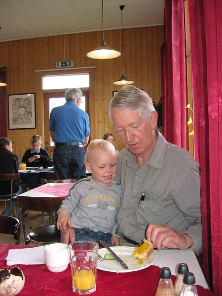 Logi og Afi