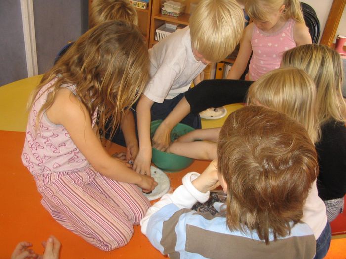 Allir a ba til klur