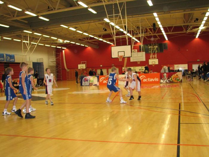 11 ra ( 2 leikur)