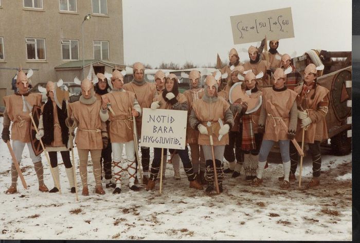 Kalt vor 1983  dimmision