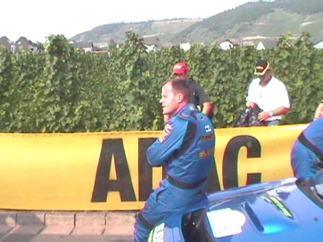 Tommy sjlfur bara meter fr, WRC Germany 2002