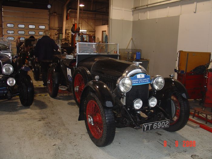 Bentley  3/4 1/2    1926    46