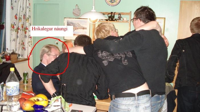 hrinaunginr1.jpg